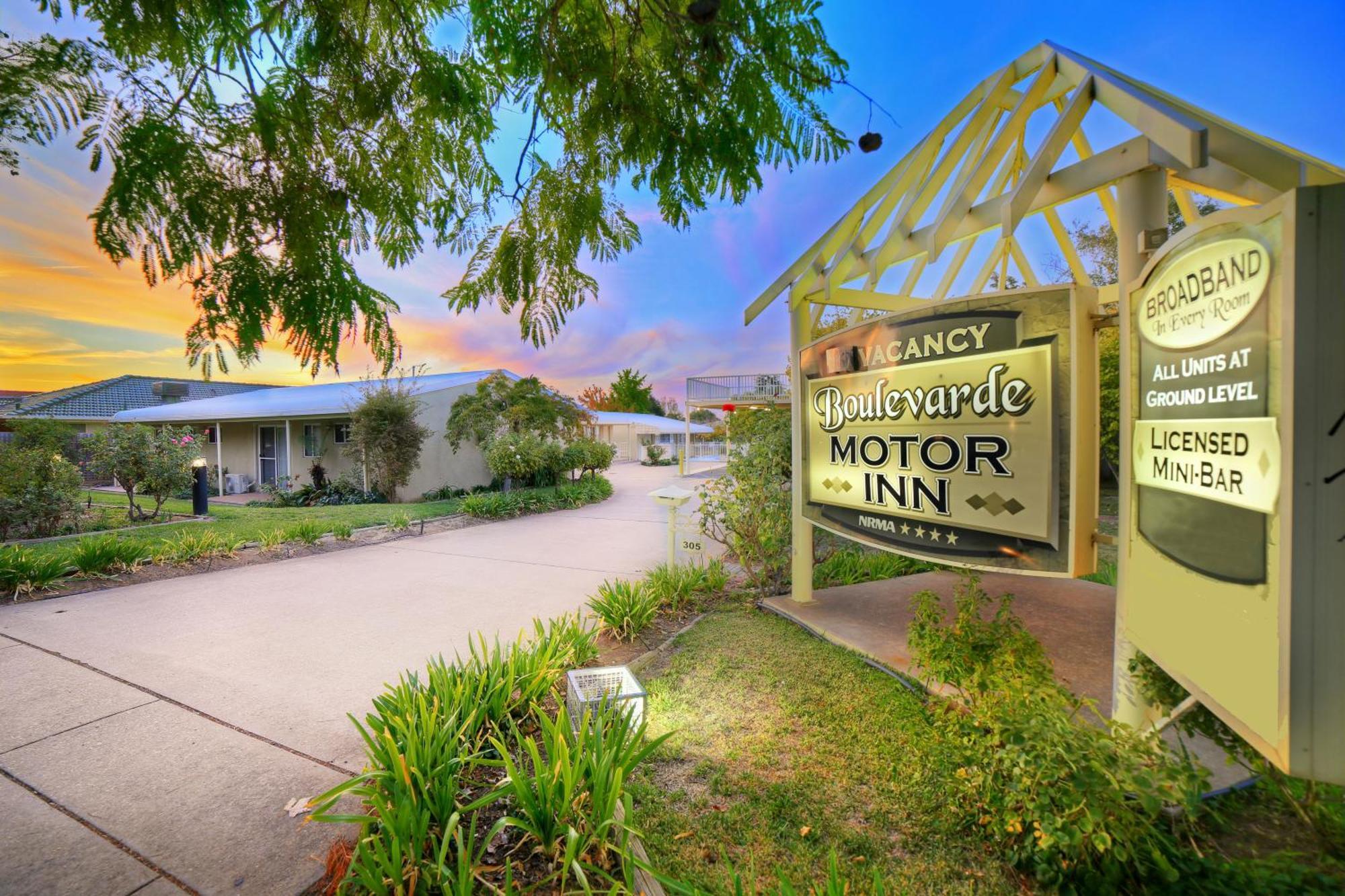 Boulevarde Motor Inn Wagga Wagga Exterior photo